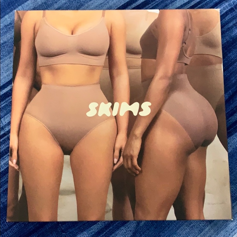 SKIMS SHAPEWEAR PANTY KKW